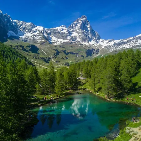 Hellochalet Derby - Heart Of Cervinia, Balcony & Lifts 1 Min Walk