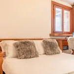 Hellochalet Derby - Heart Of Cervinia, Balcony & Lifts 1 Min Walk * Breuil-Cervinia