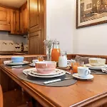 Apartmán Hellochalet Derby - Heart Of Cervinia, Balcony & Lifts 1 Min Walk *