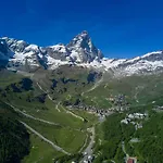 Hellochalet Derby - Heart Of Cervinia, Balcony & Lifts 1 Min Walk * Breuil-Cervinia