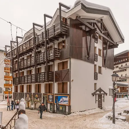 Hellochalet Derby - Heart Of Cervinia, Balcony & Lifts 1 Min Walk Apartament Breuil-Cervinia