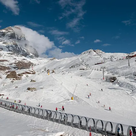 Apartament Hellochalet Derby - Heart Of Cervinia, Balcony & Lifts 1 Min Walk Breuil-Cervinia
