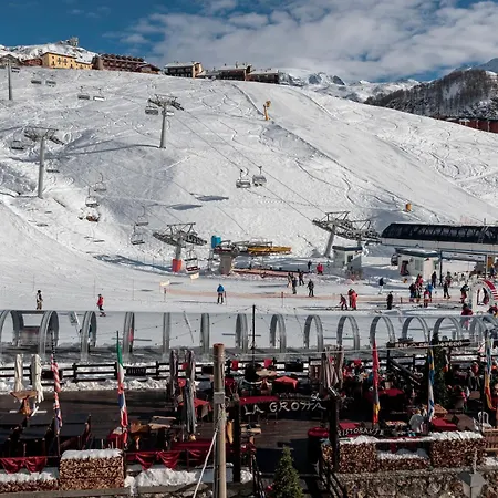 Hellochalet Derby - Heart Of Cervinia, Balcony & Lifts 1 Min Walk Lejlighed