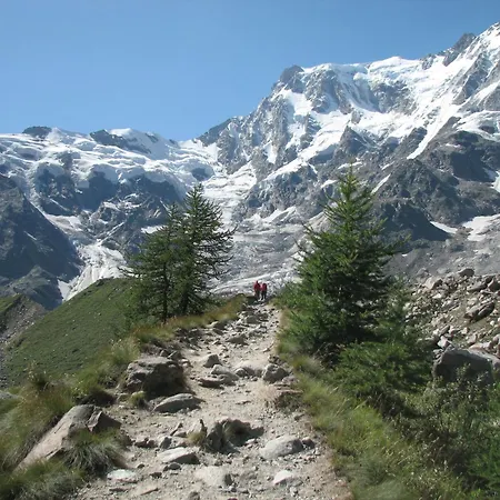 Apartament Hellochalet Derby - Heart Of Cervinia, Balcony & Lifts 1 Min Walk