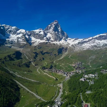 Hellochalet Derby - Heart Of Cervinia, Balcony & Lifts 1 Min Walk * Breuil-Cervinia