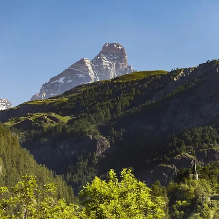 Apartament Hellochalet Derby - Heart Of Cervinia, Balcony & Lifts 1 Min Walk