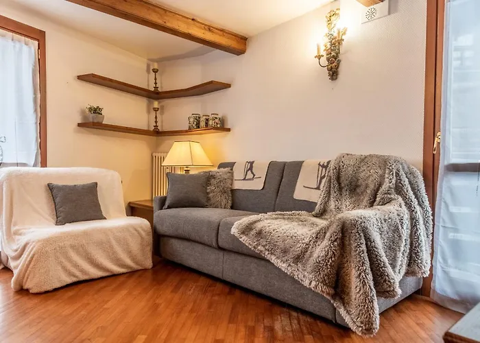 Hellochalet Derby - Heart Of Cervinia, Balcony & Lifts 1 Min Walk *