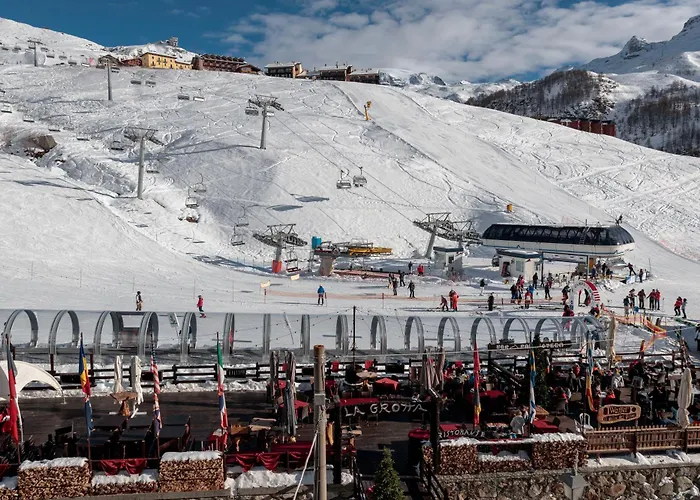 Hellochalet Derby - Heart Of Cervinia, Balcony & Lifts 1 Min Walk 아파트