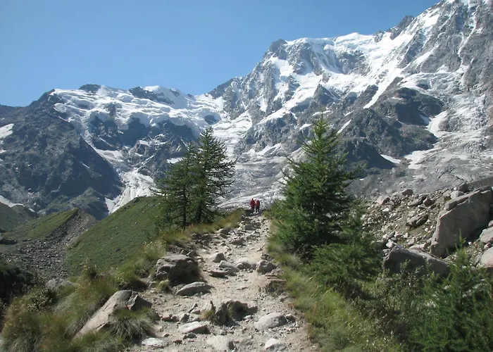 Lejlighed Hellochalet Derby - Heart Of Cervinia, Balcony & Lifts 1 Min Walk