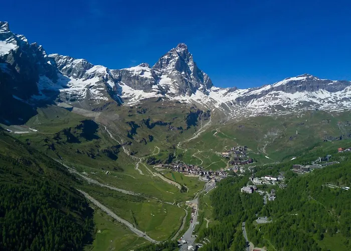 Hellochalet Derby - Heart Of Cervinia, Balcony & Lifts 1 Min Walk * 브루일서비니아